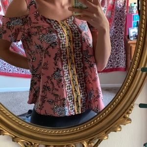 super cute v neck floral blouse